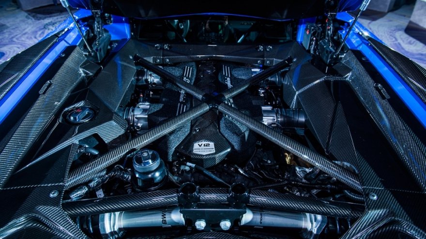 2019 Lamborghini Aventador S Coupe V12