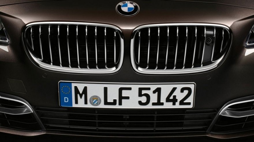 BMW_5-Series Sedan_528i Luxury Line