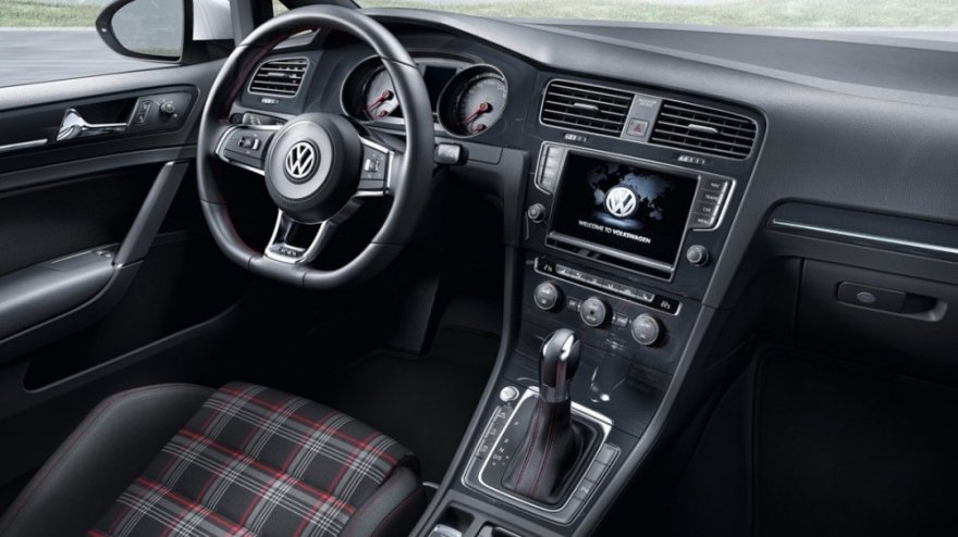 Volkswagen_Golf_GTI