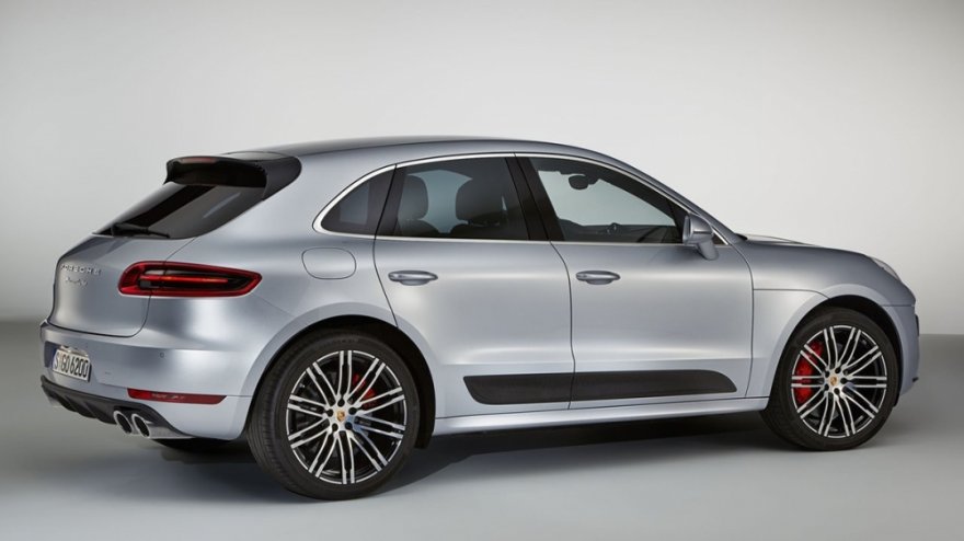 Porsche_Macan_Turbo with Performance Package
