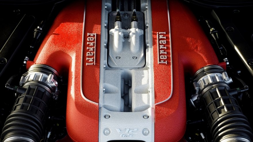 2019 Ferrari 812 Superfast V12