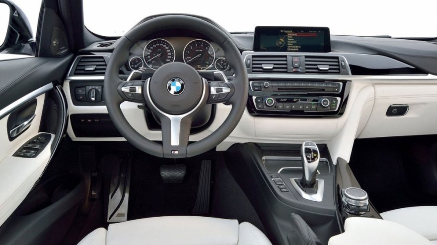 BMW_3-Series Sedan_340i M Performance